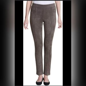 Quarry jeans & fashion Womens medium brown Super Soft Faux Suede Pull-on Legging